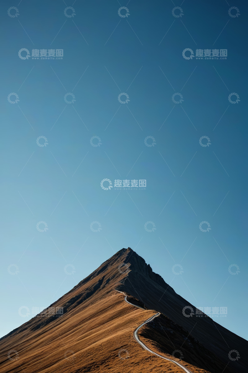 高清大图下载【趣麦麦图】山间公路与蓝天自然风光