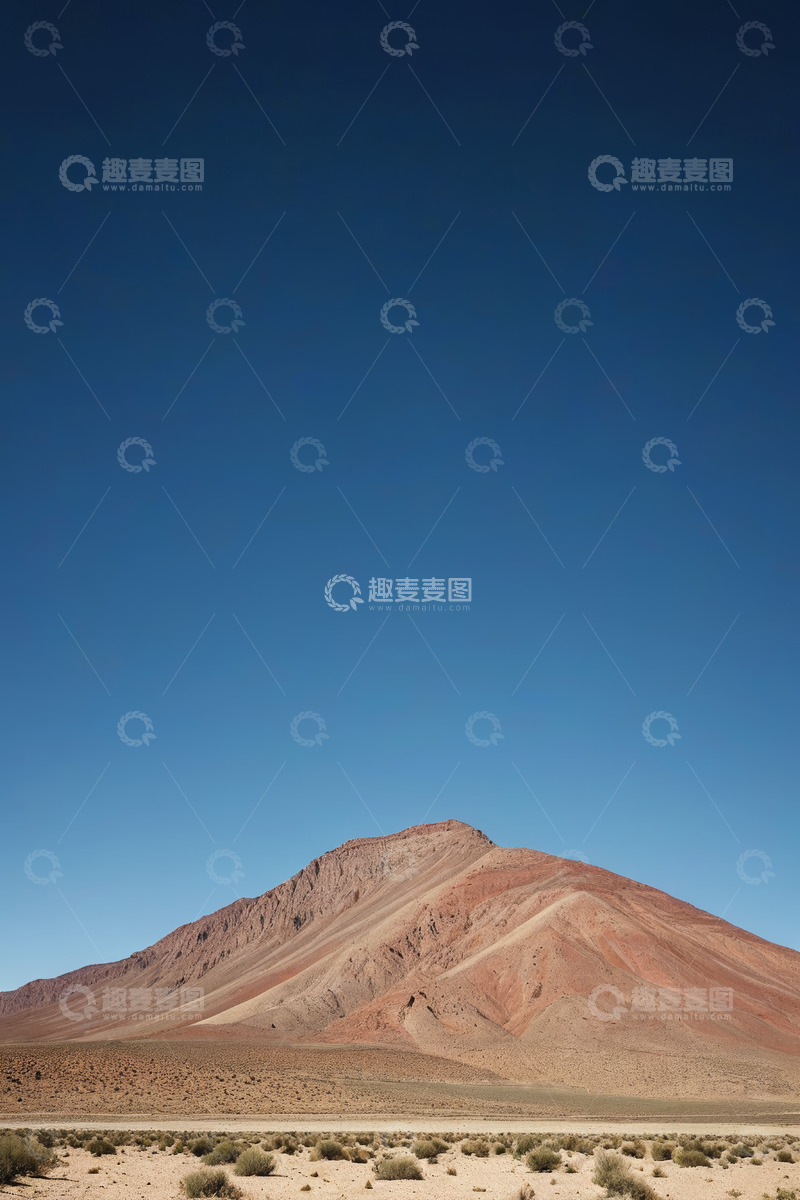 高清大图下载【趣麦麦图】沙漠中红色山丘与蓝天景观
