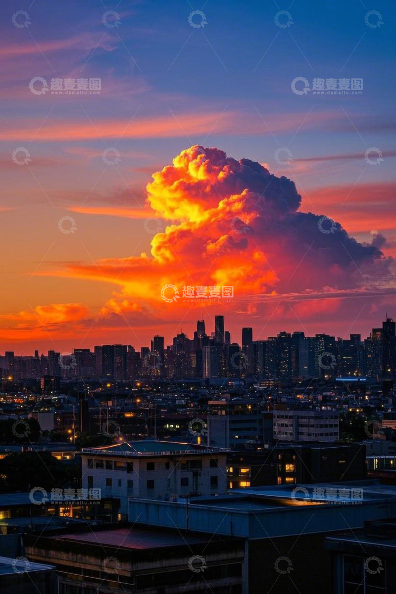 高清大图下载【趣麦麦图】城市上空绚丽晚霞与云朵景观