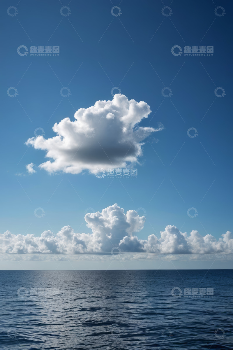 高清大图下载【趣麦麦图】蓝色海洋上的白云天空