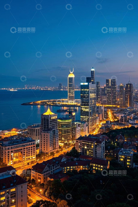 青岛海滨城市建筑夜景