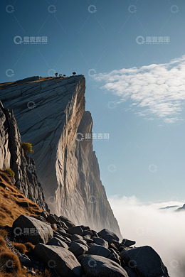 巍峨高山岩石景观