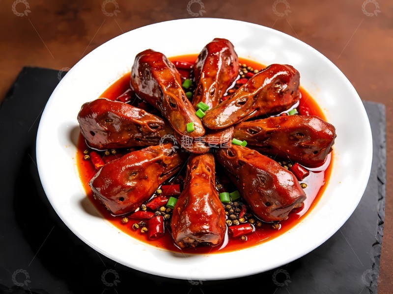 高清大图下载【趣麦麦图】-一盘卤鸭头图片