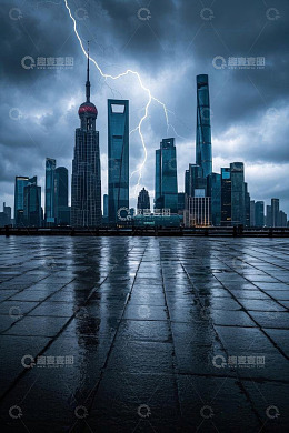 上海城市高楼雷雨天气景观