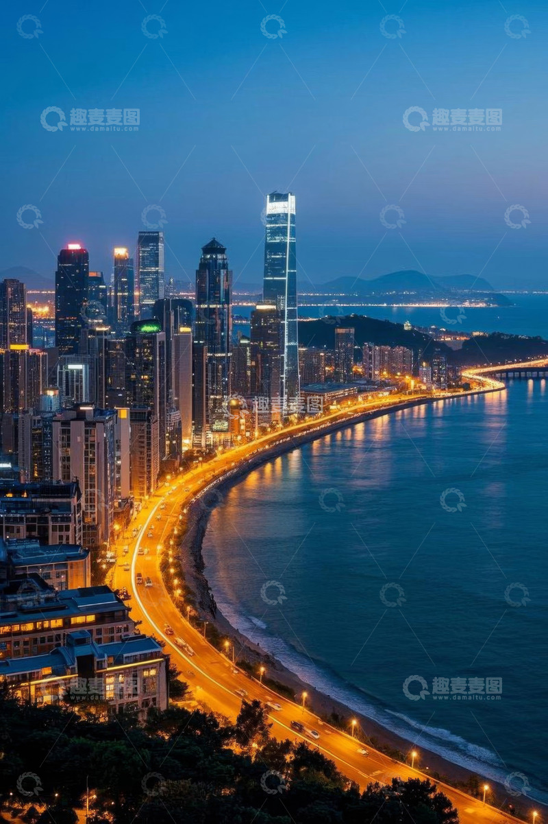 高清大图下载【趣麦麦图】沿海城市夜景与街道车流