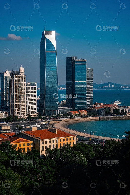 青岛海滨城市高楼景观