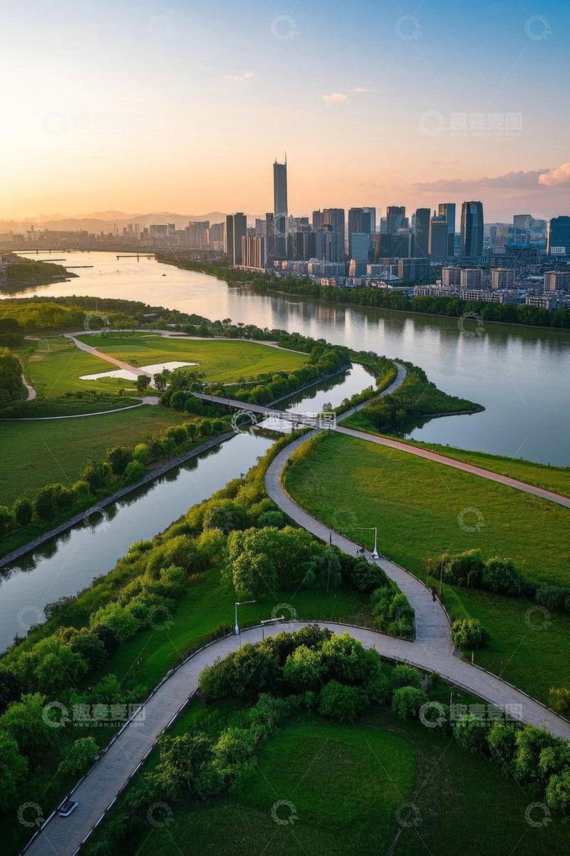 高清大图下载【趣麦麦图】城市河畔绿地与高楼全景
