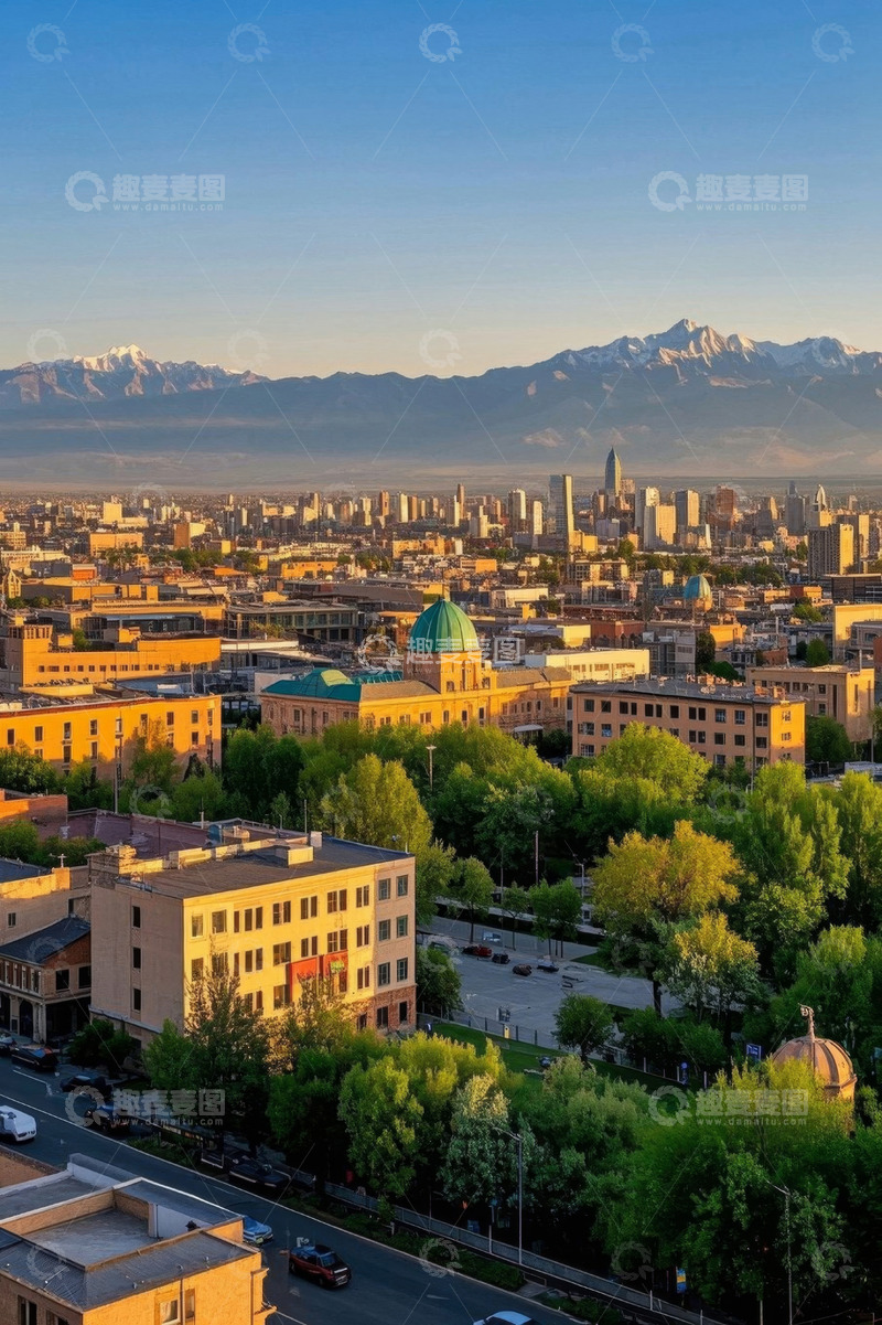 高清大图下载【趣麦麦图】城市建筑与远山的全景景观