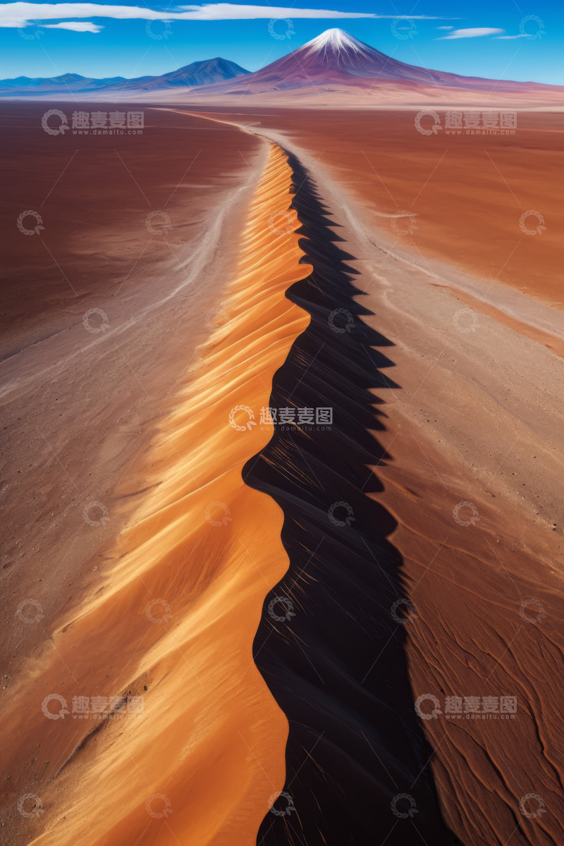 高清大图下载【趣麦麦图】沙漠远景与远处雪山风光