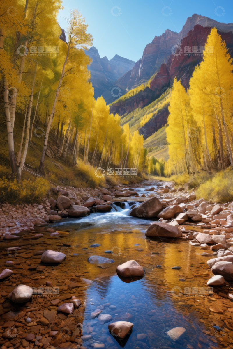高清大图下载【趣麦麦图】秋日山谷河流与金黄树林景色