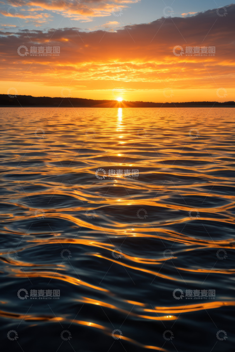 高清大图下载【趣麦麦图】水面上的日落美景