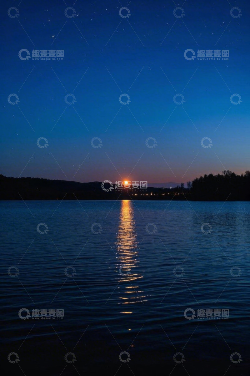 高清大图下载【趣麦麦图】湖面月夜景色