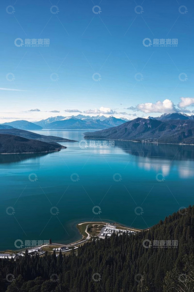 高清大图下载【趣麦麦图】高山湖泊自然风光全景