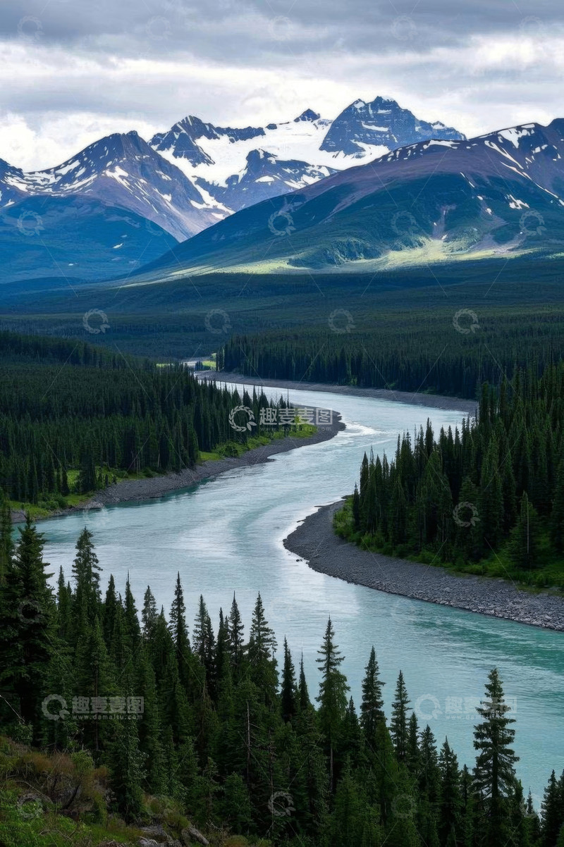高清大图下载【趣麦麦图】雪山下森林河流自然风光