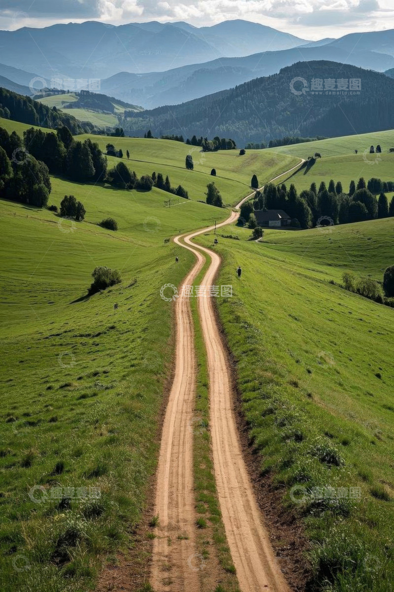 高清大图下载【趣麦麦图】山间草原上的蜿蜒土路