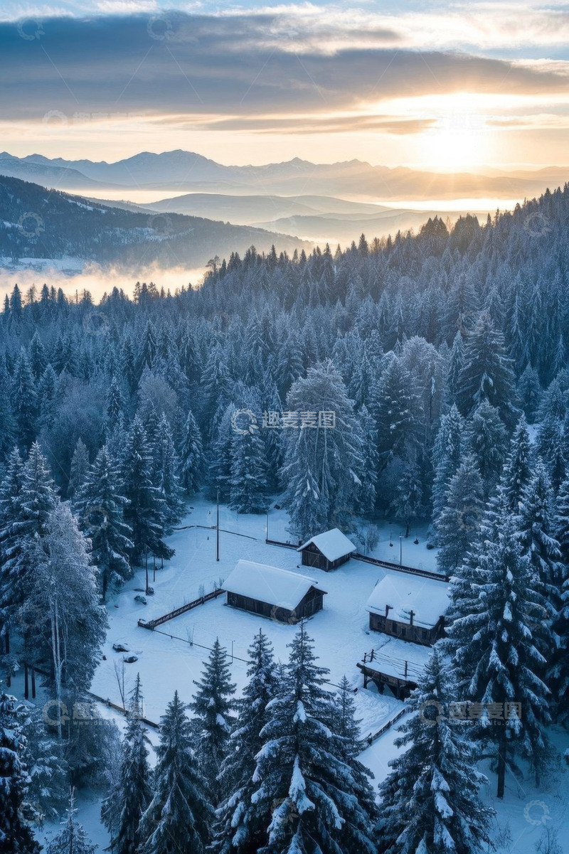 高清大图下载【趣麦麦图】冬日雪覆森林中的小屋景观