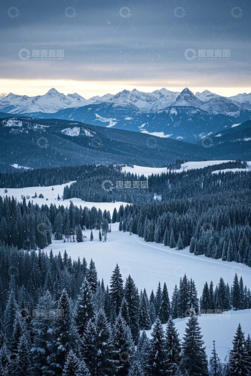 高清大图下载【趣麦麦图】雪山森林冬日自然景观
