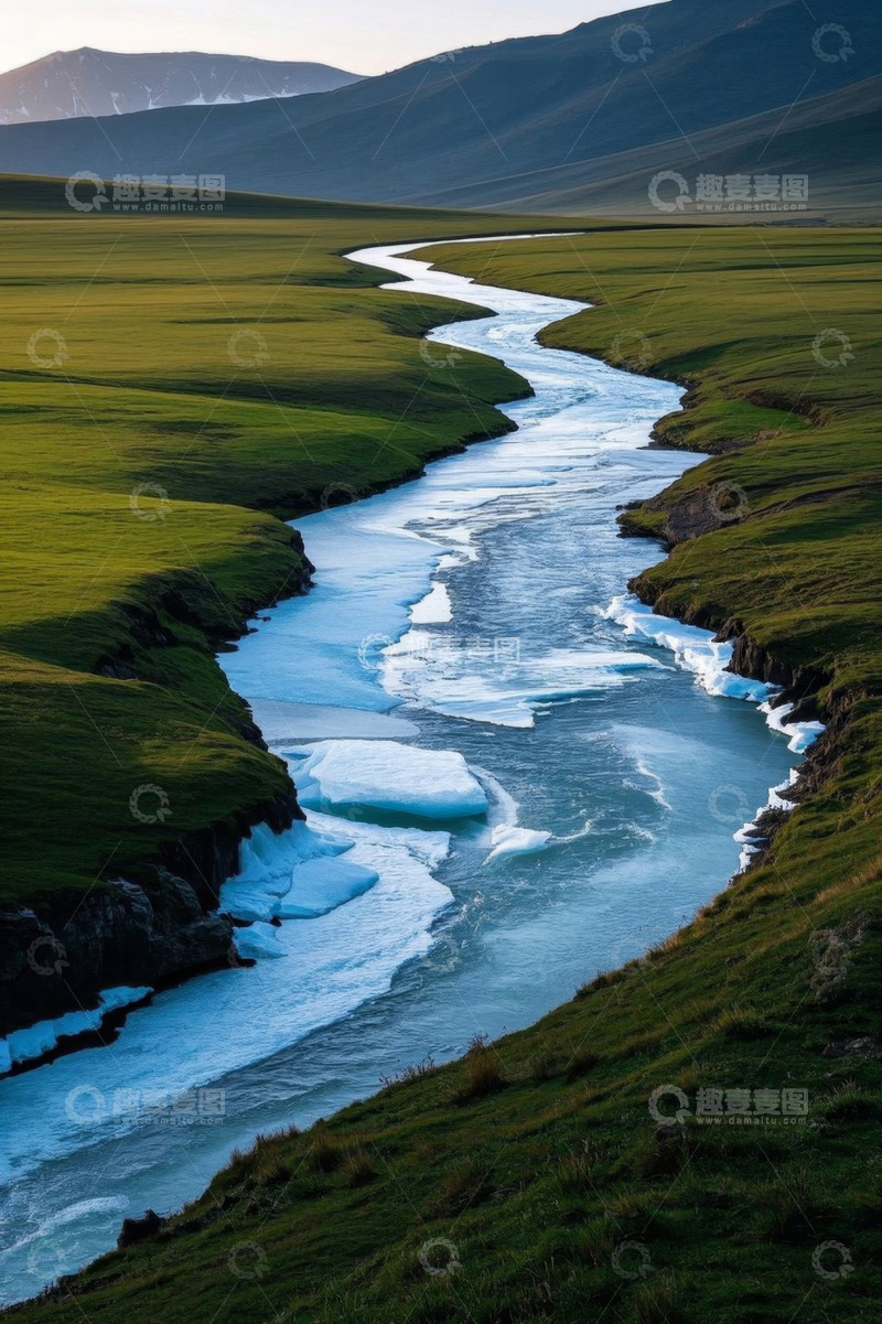 高清大图下载【趣麦麦图】草原蜿蜒河流自然风光