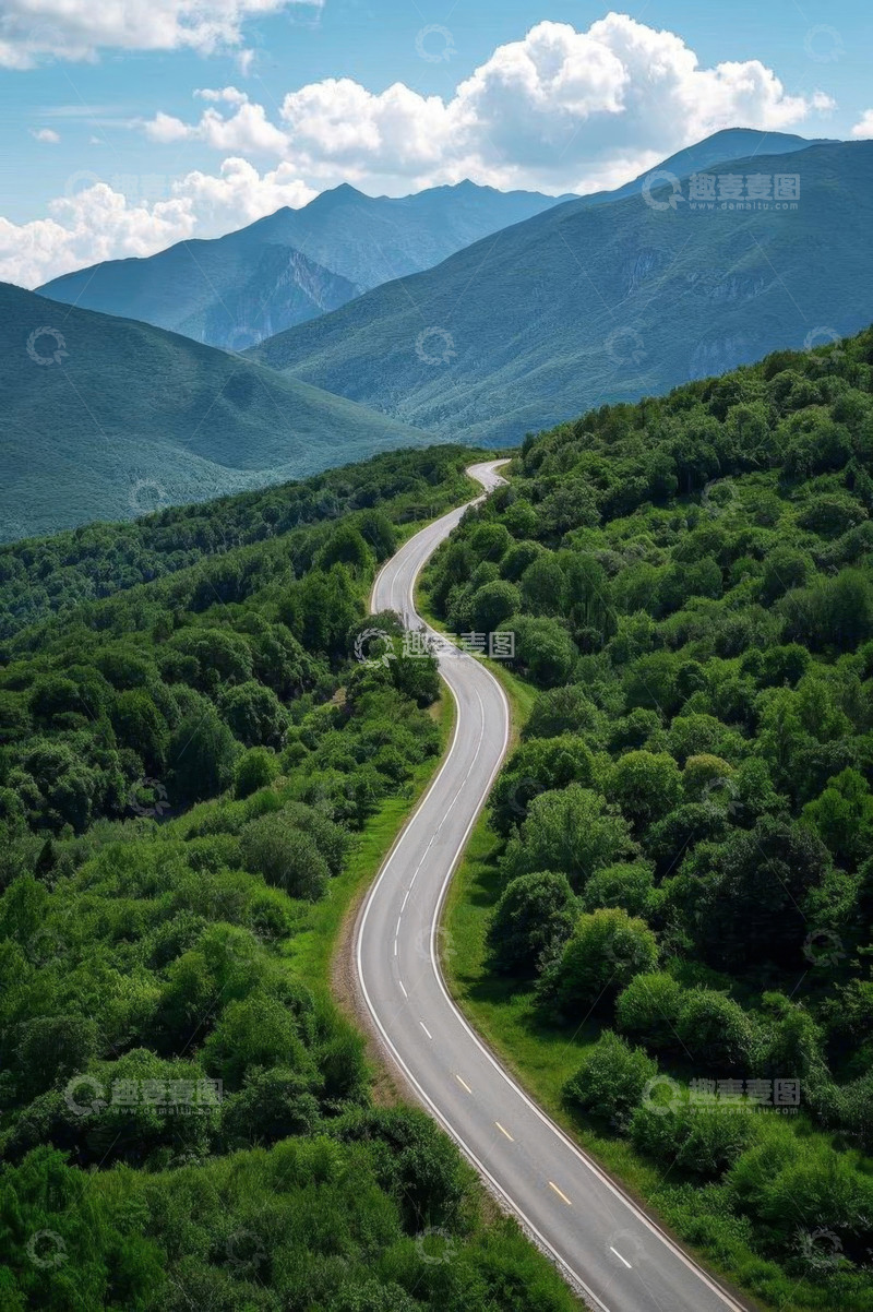 高清大图下载【趣麦麦图】山间蜿蜒公路自然风光