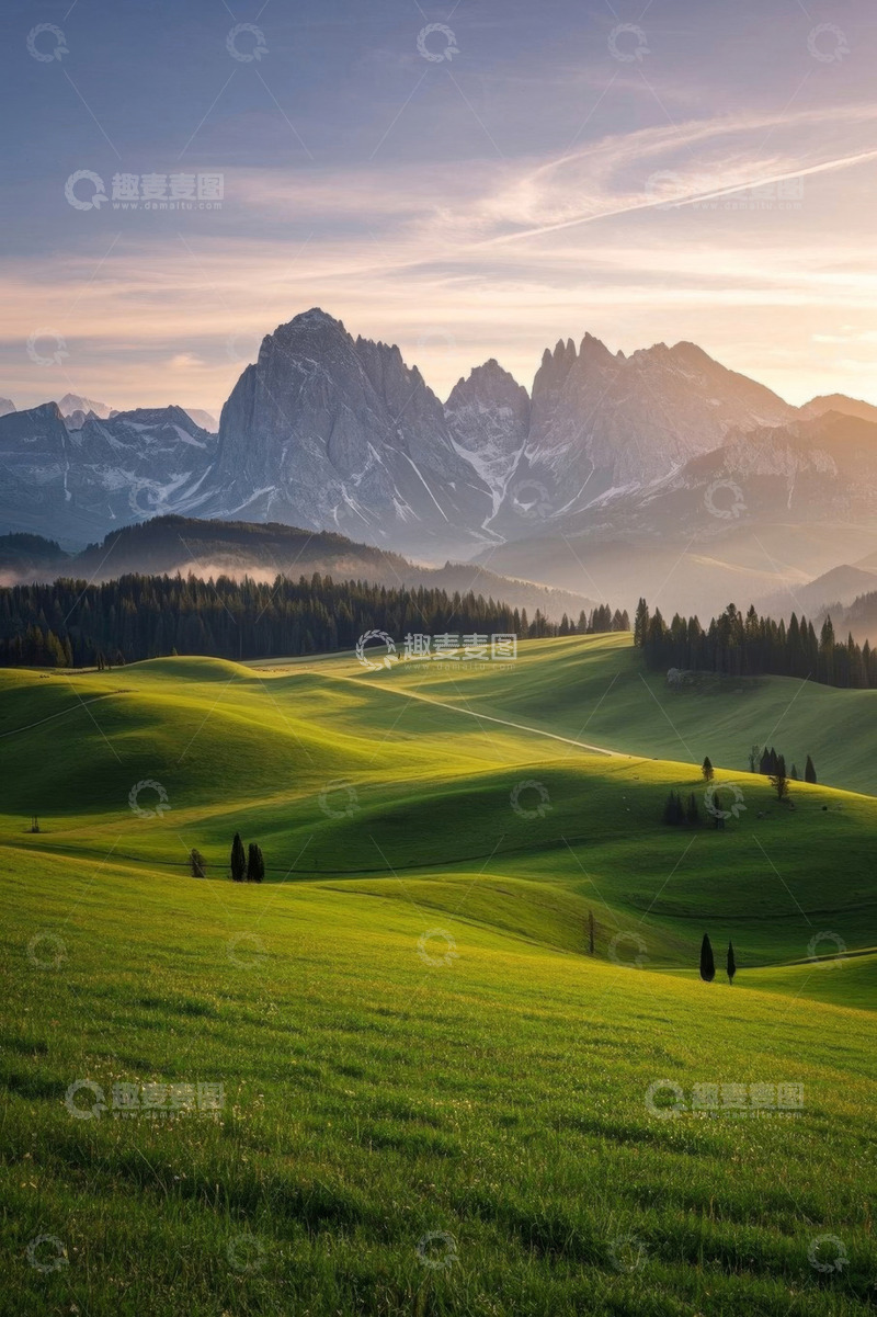 高清大图下载【趣麦麦图】山间绿色草原自然风光