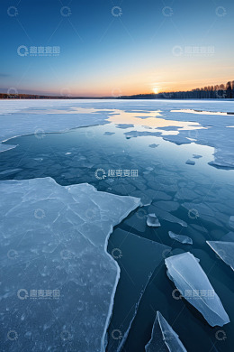 冰面湖景日落风光