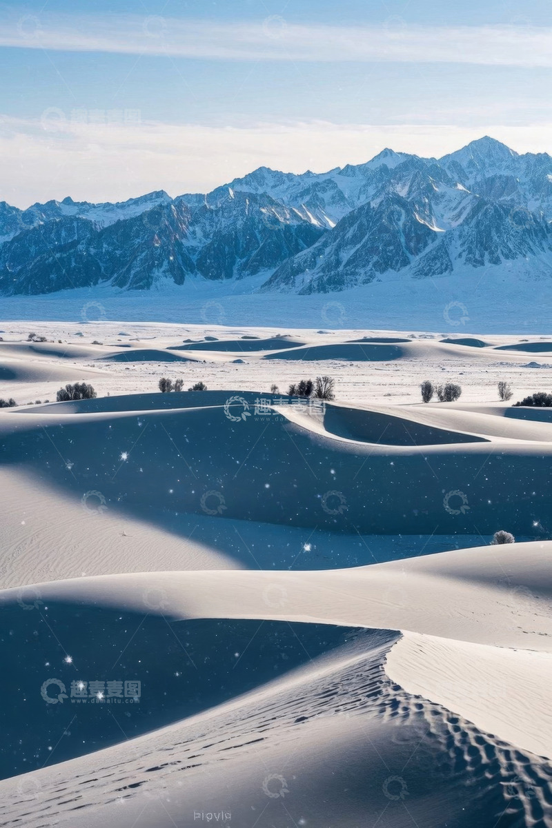高清大图下载【趣麦麦图】雪山下的沙漠风光全景