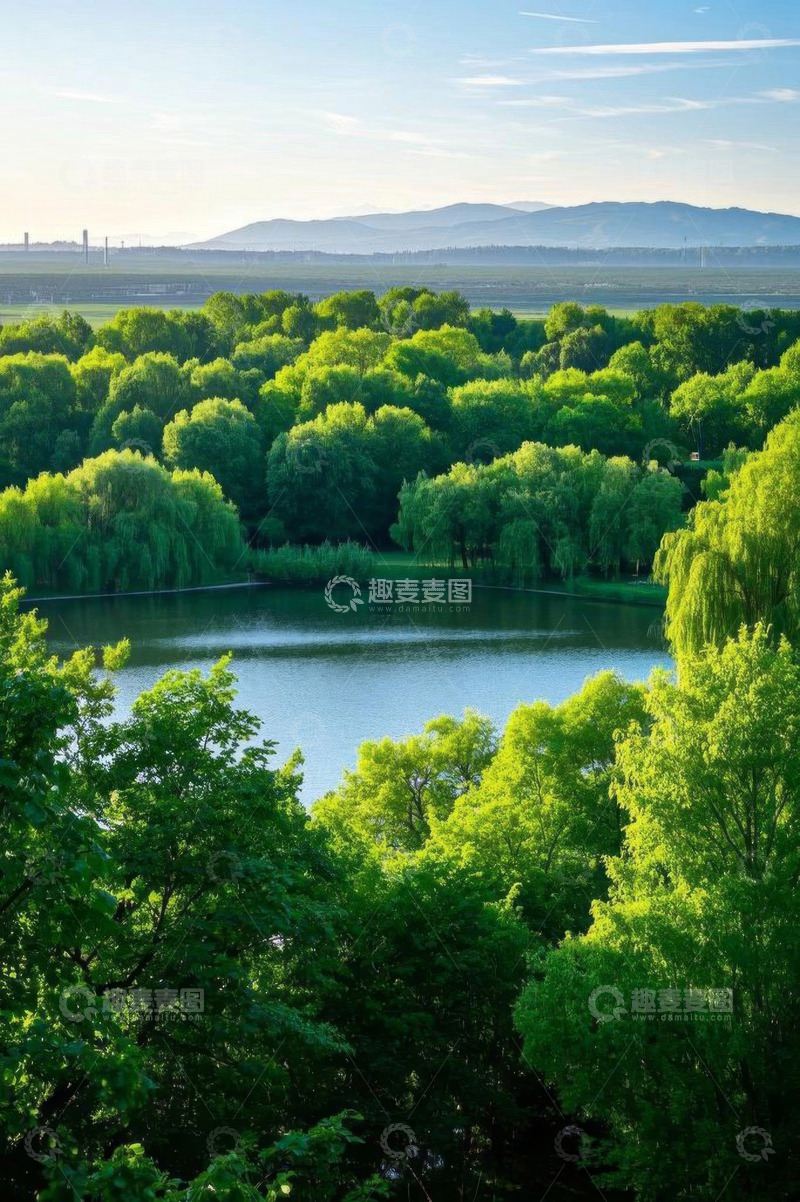 高清大图下载【趣麦麦图】森林湖泊自然风光全景