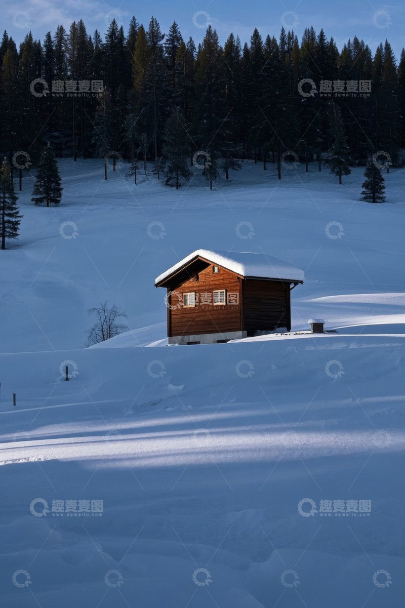 高清大图下载【趣麦麦图】雪中山间木屋风景