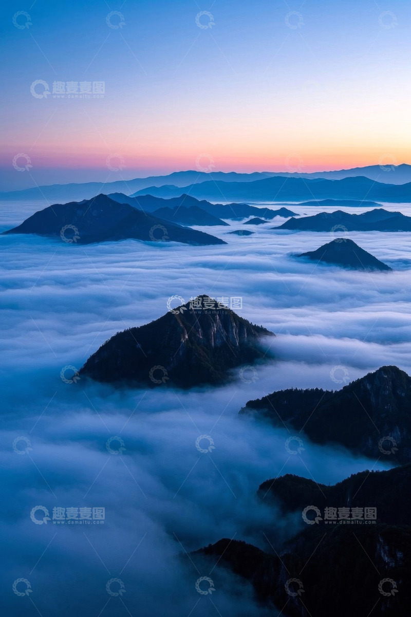 高清大图下载【趣麦麦图】山间云海日出景观