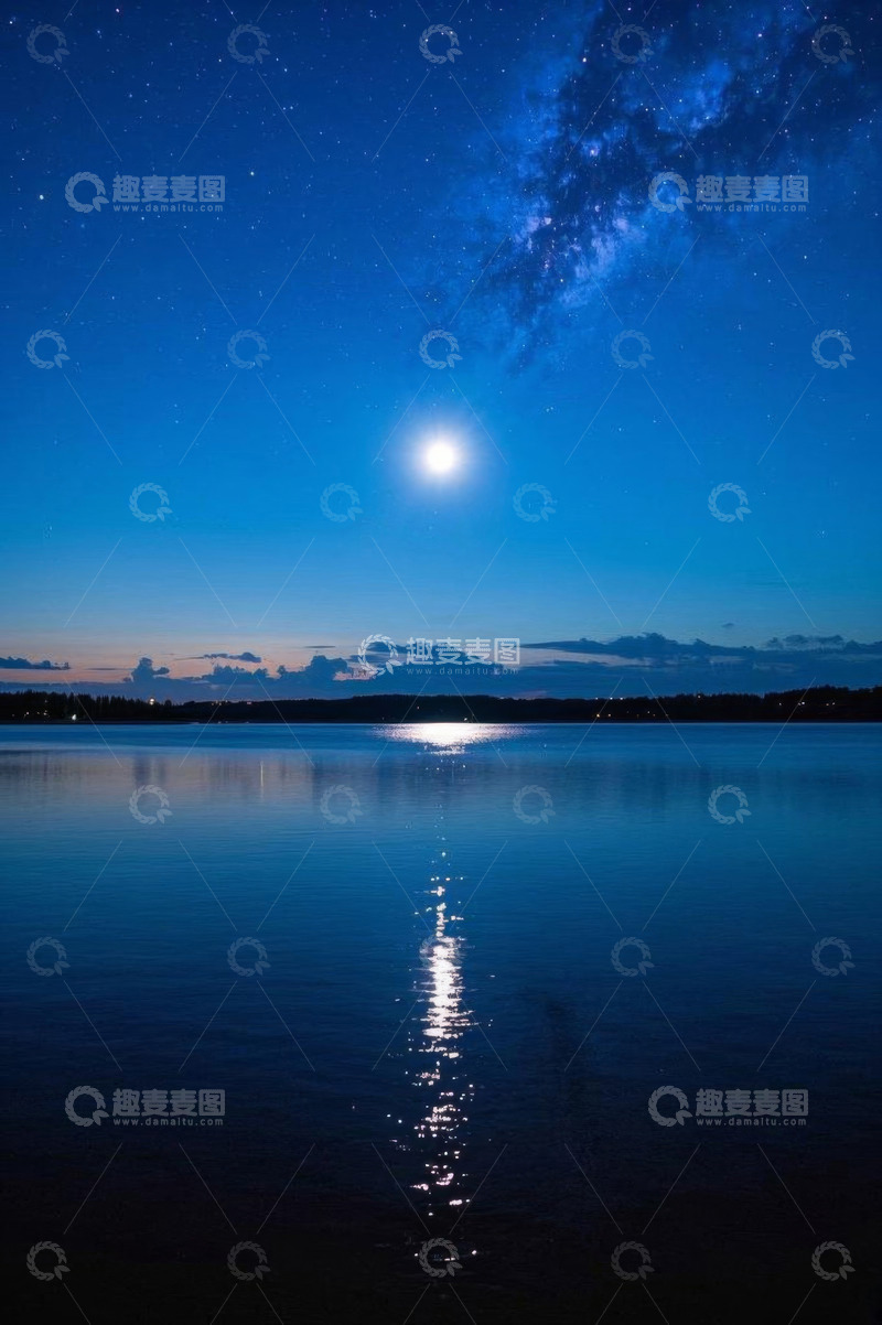 高清大图下载【趣麦麦图】月夜下平静湖面与星空景色