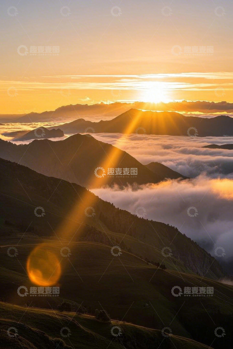 高清大图下载【趣麦麦图】山间日出云海景观