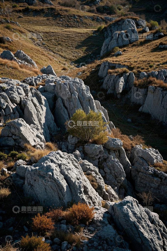 户外山地岩石景观