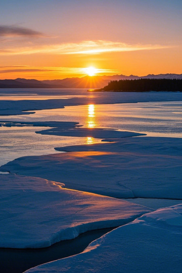 冰面日落自然风光