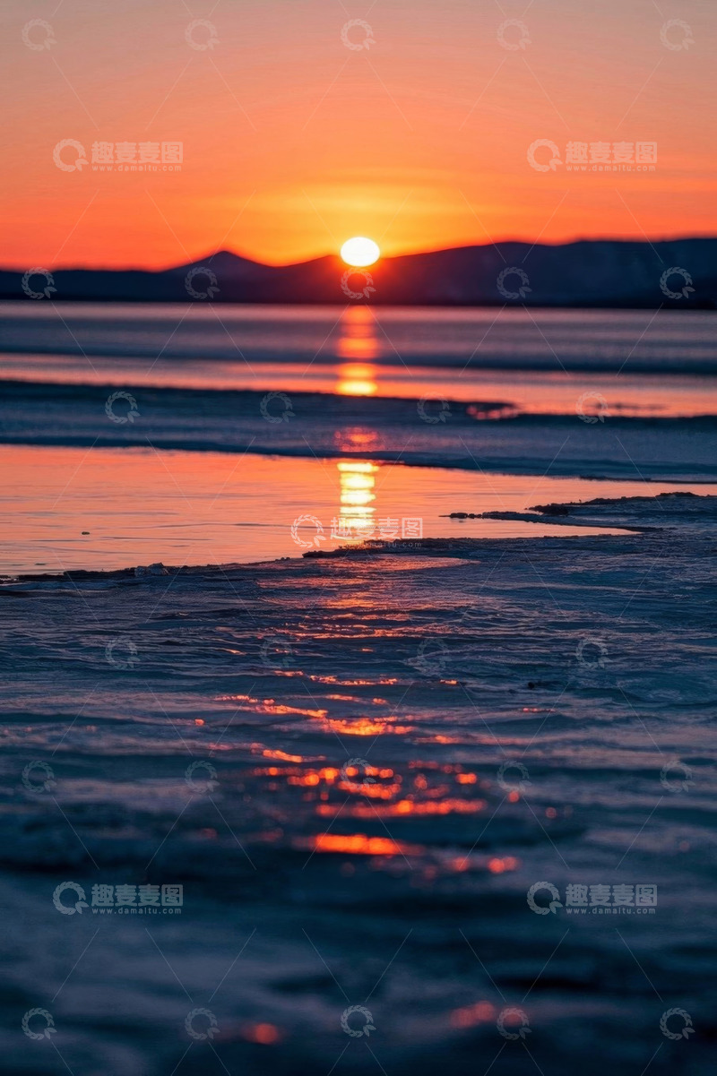 高清大图下载【趣麦麦图】湖面日落自然景观