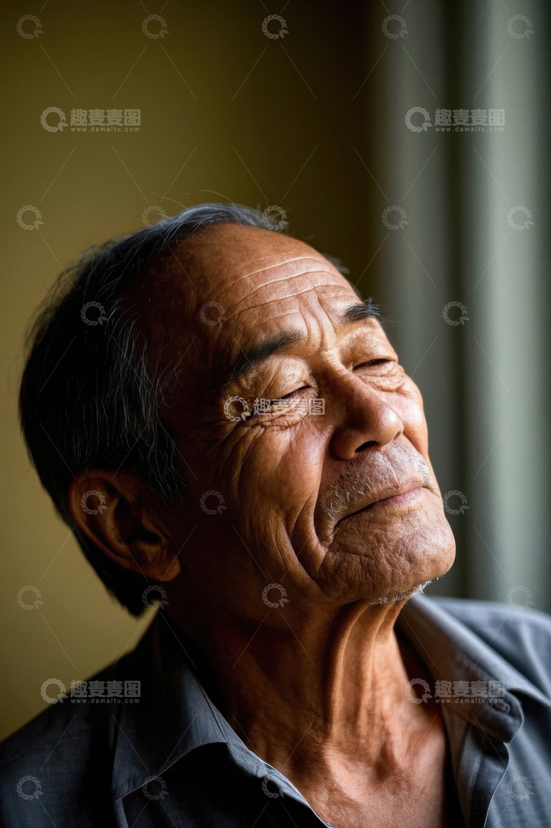 高清大图下载【趣麦麦图】一位年迈的亚洲老人肖像