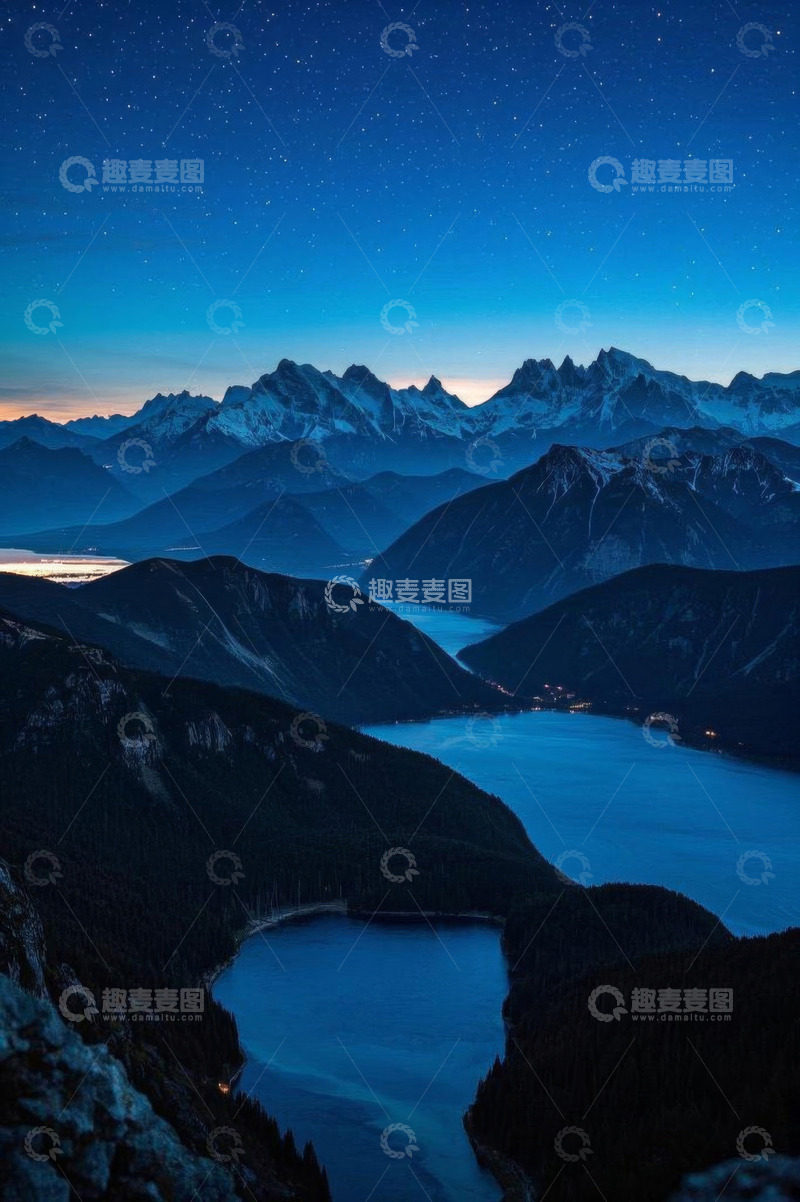 高清大图下载【趣麦麦图】星空下的山脉湖泊全景