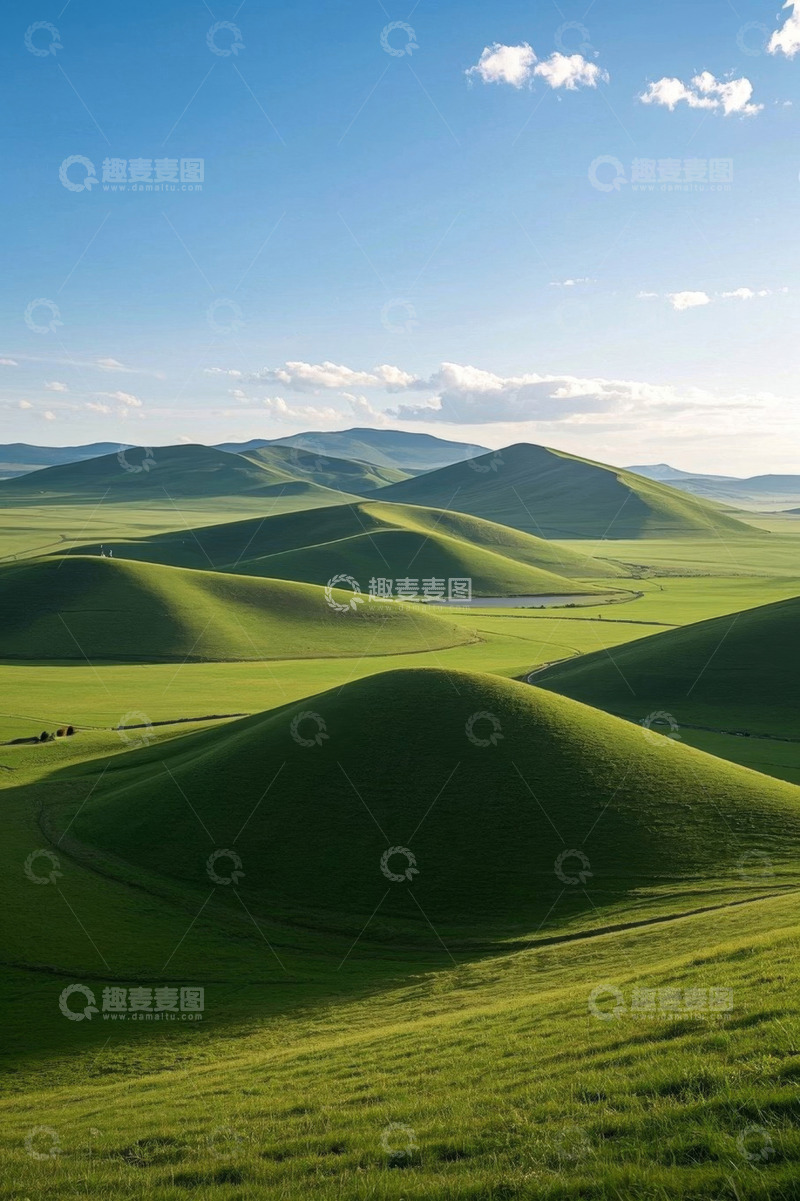 高清大图下载【趣麦麦图】绿色山丘自然风光