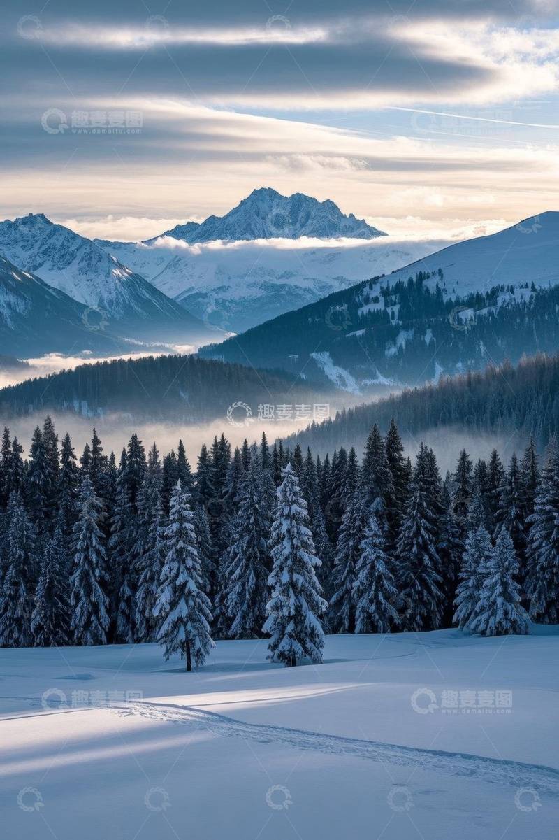 高清大图下载【趣麦麦图】雪覆山林与远山雪景风光