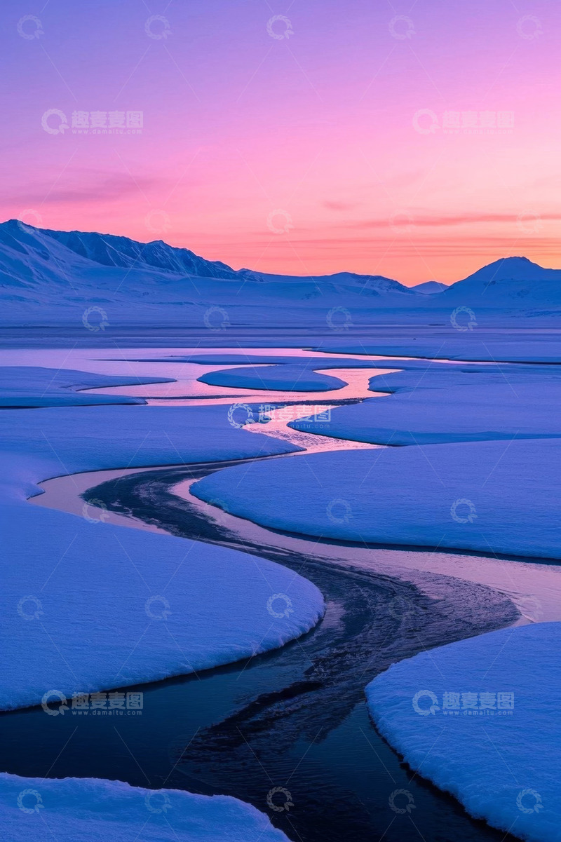 高清大图下载【趣麦麦图】雪野中蜿蜒河流的日出景象