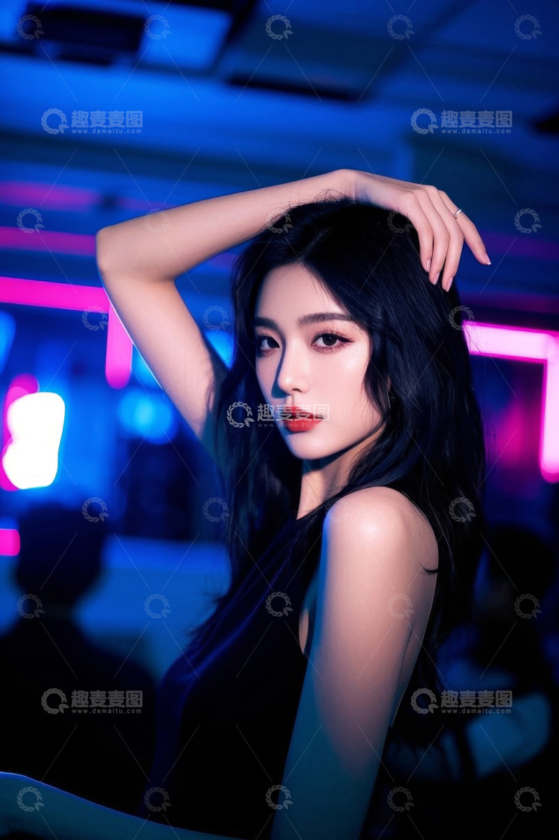 高清大图下载【趣麦麦图】霓虹灯下时尚女子侧颜照