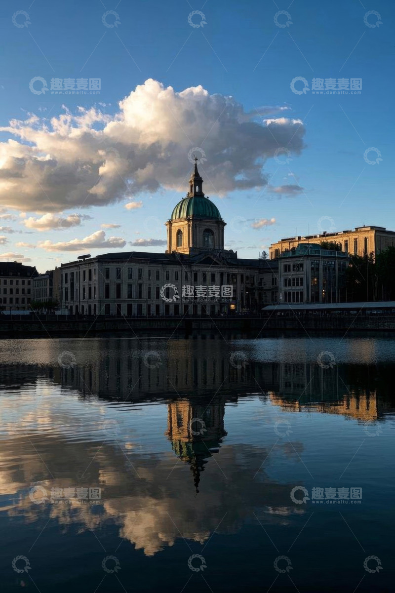 高清大图下载【趣麦麦图】湖畔欧式建筑与天空倒影景观