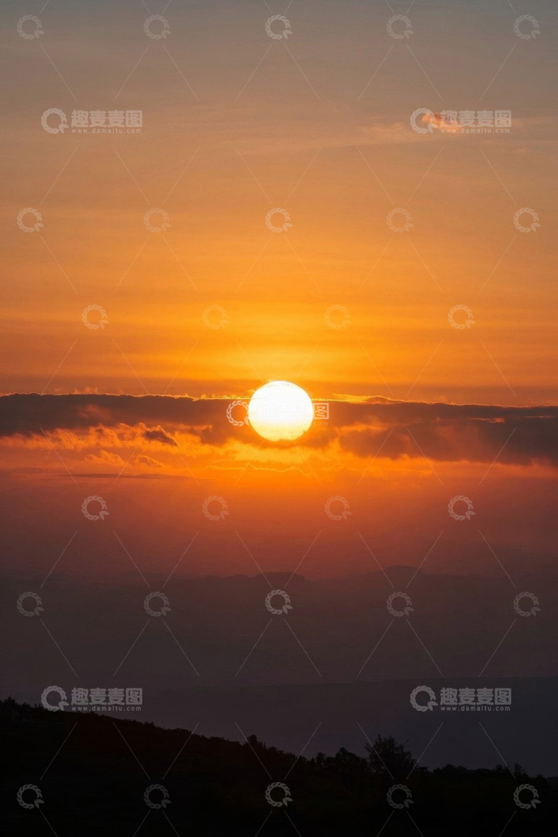高清大图下载【趣麦麦图】日落时分天空自然景观