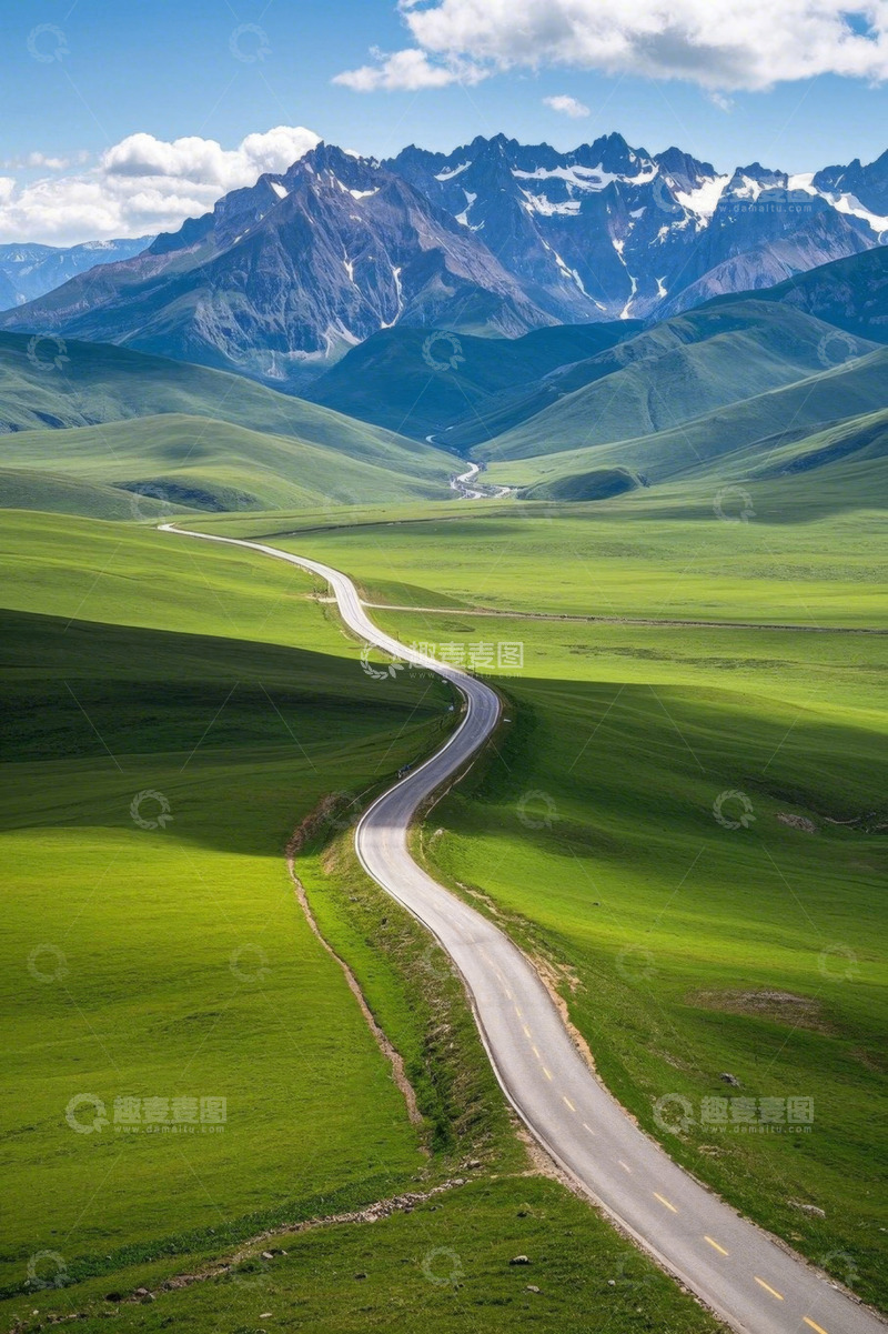 高清大图下载【趣麦麦图】草原公路与远处雪山风景