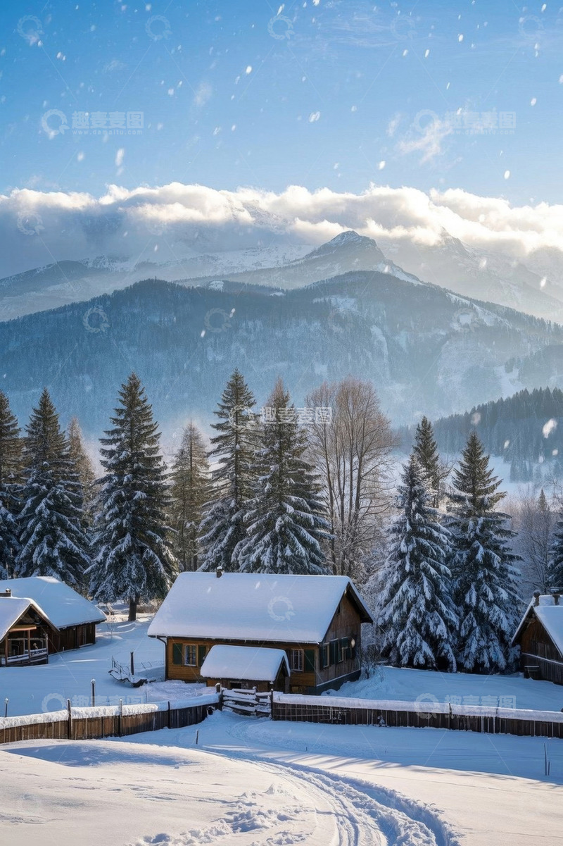 高清大图下载【趣麦麦图】雪山下被雪覆盖的林间木屋