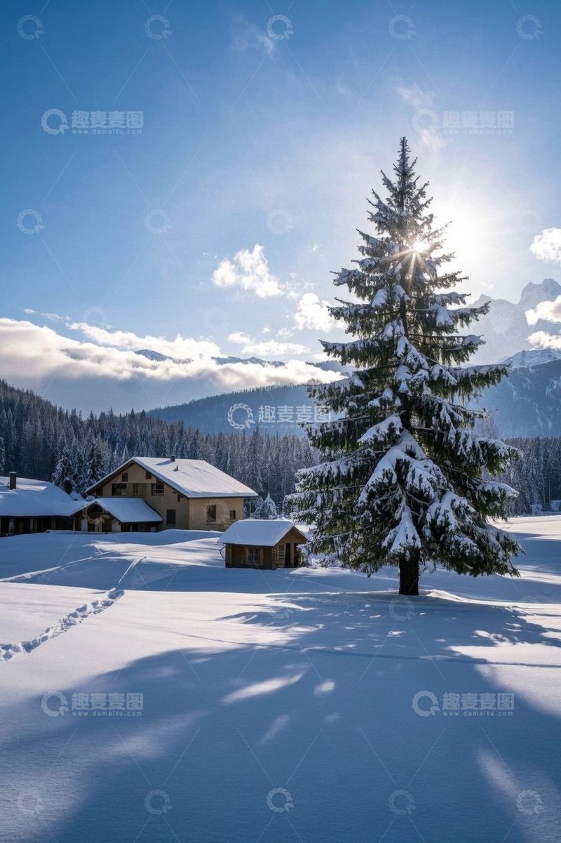 高清大图下载【趣麦麦图】冬日雪覆盖的山林与小屋风景