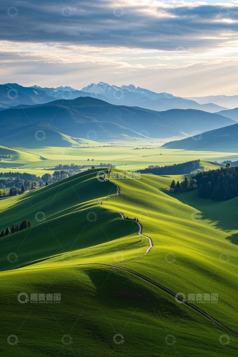 高清大图下载【趣麦麦图】草原山丘与远处雪山风光