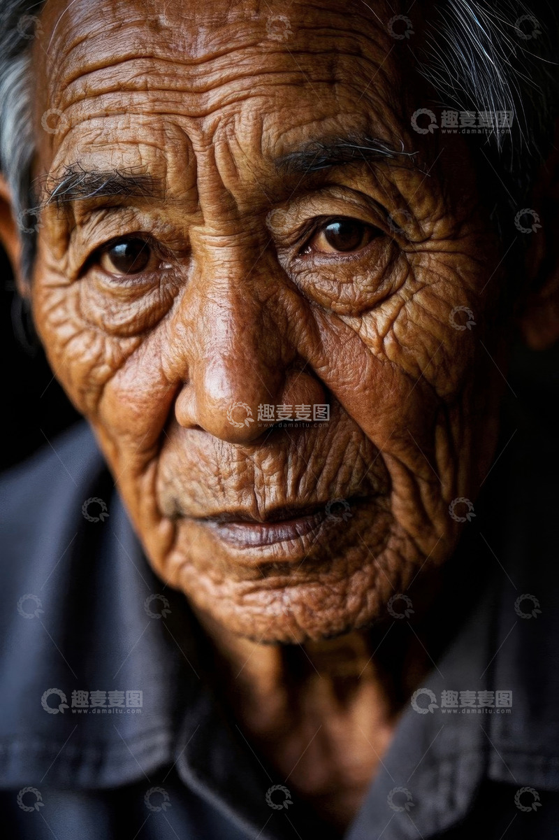 高清大图下载【趣麦麦图】饱经风霜的老年男子肖像