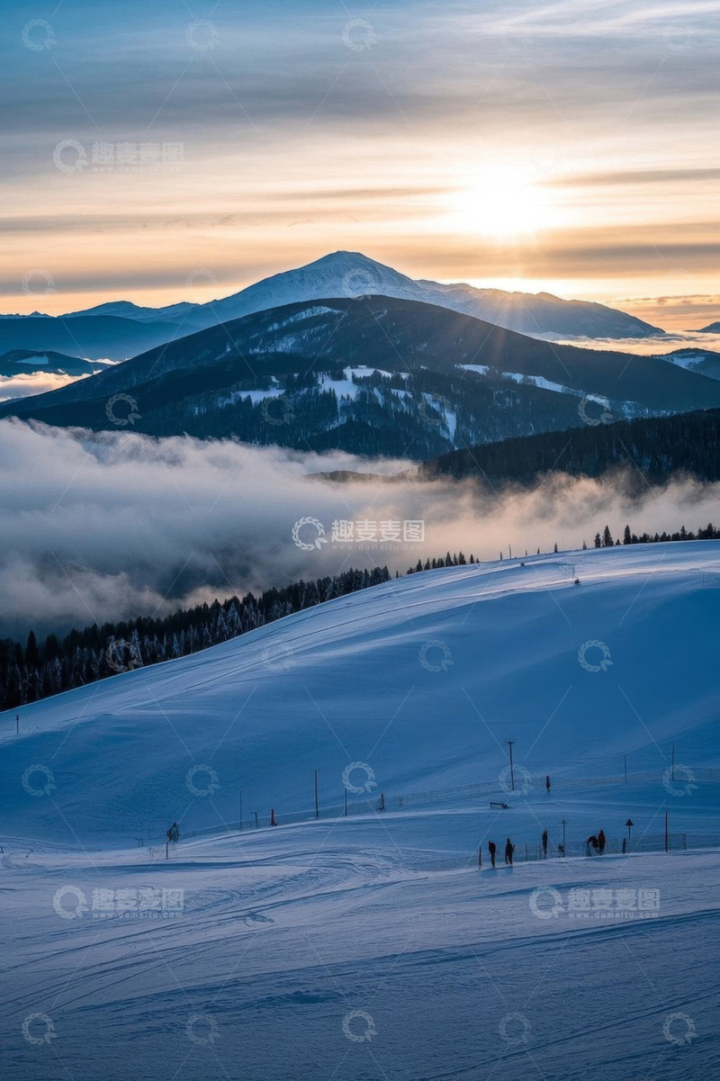 高清大图下载【趣麦麦图】雪山云海日出自然风光
