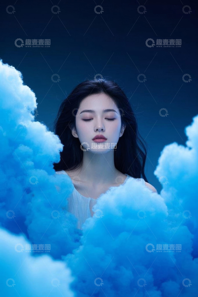 高清大图下载【趣麦麦图】闭眼女子置身蓝色云朵中