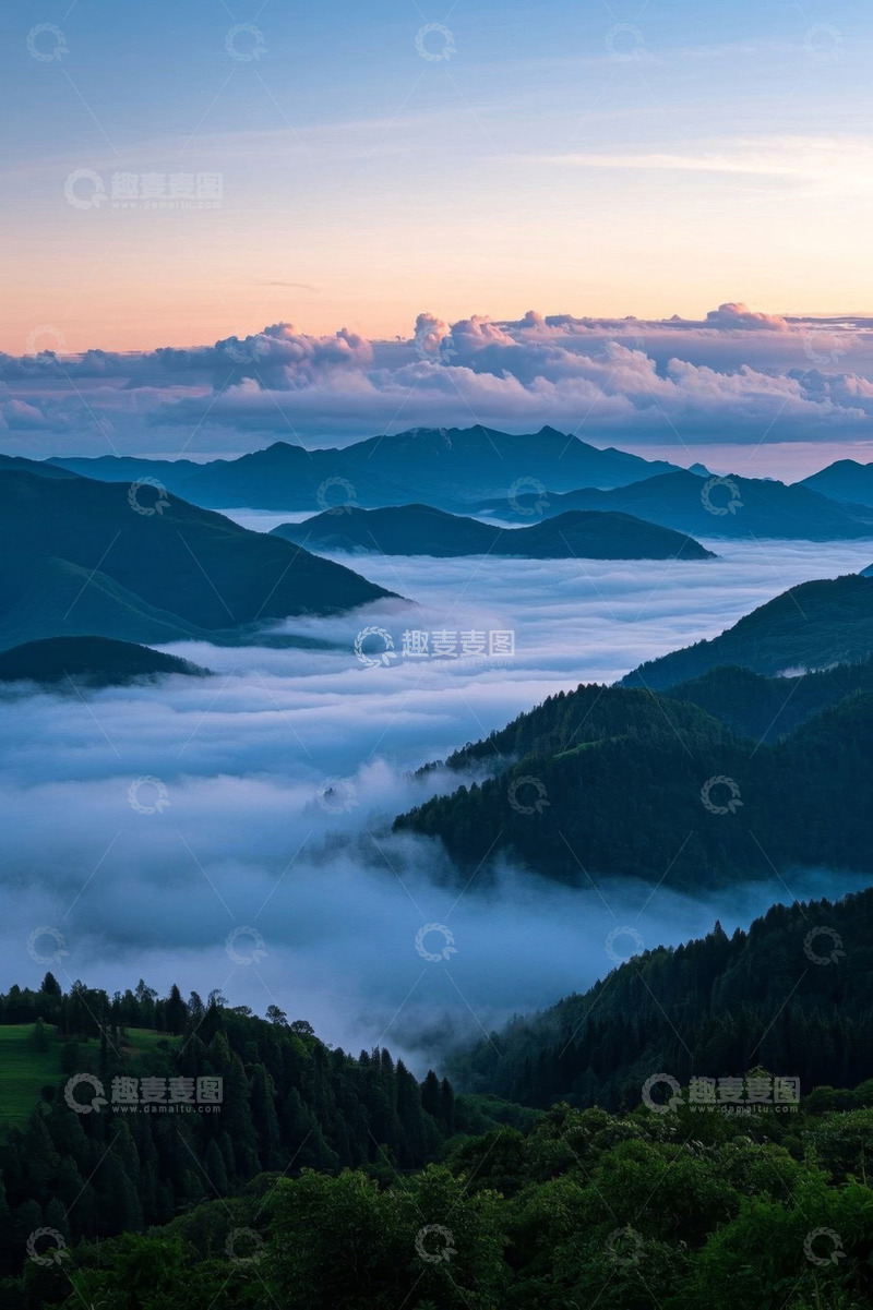 高清大图下载【趣麦麦图】山间云海森林自然景观